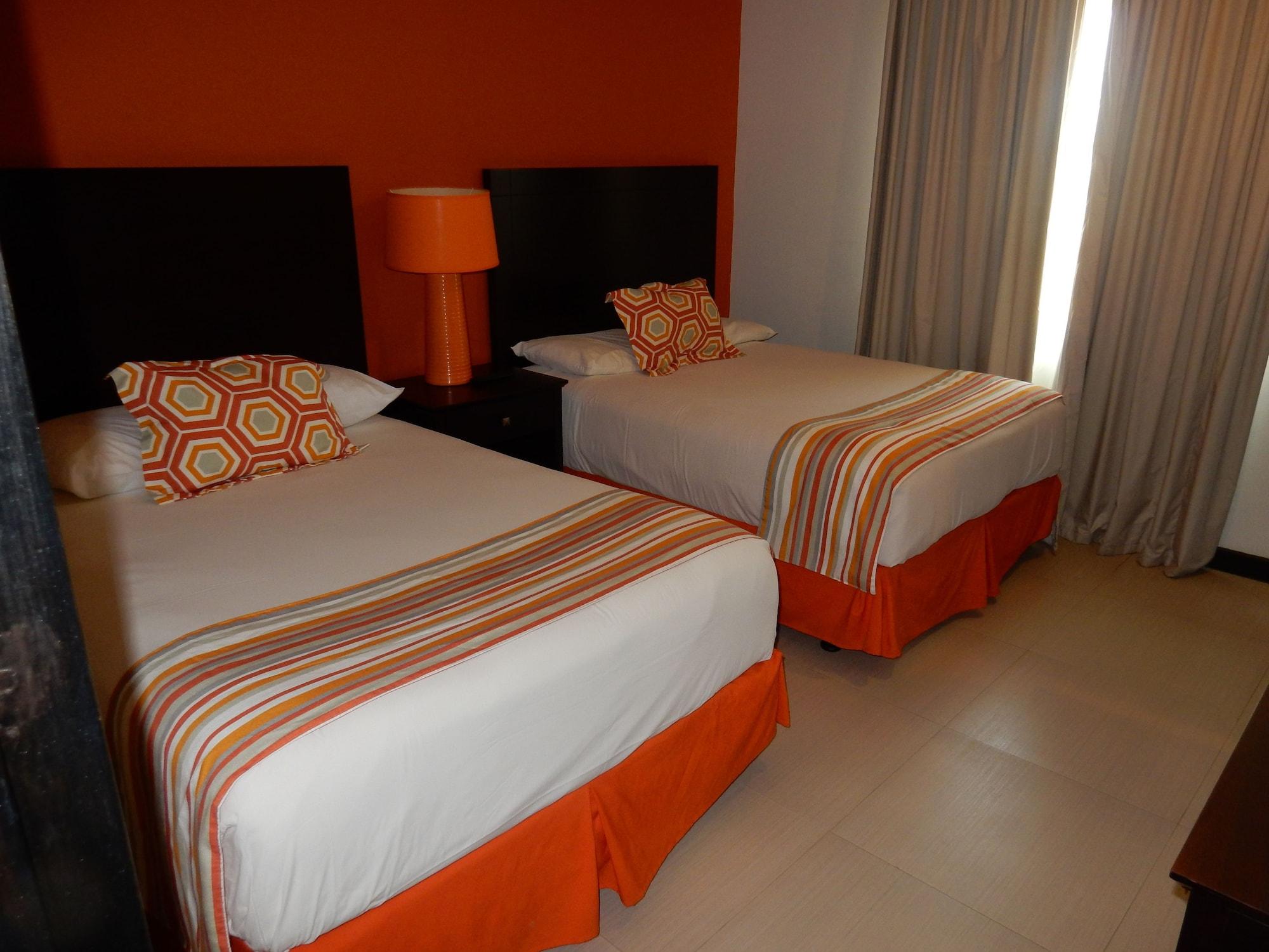 Talk Of The Town Beach Hotel & Beach Club By Gh Hoteles オラニエスタッド エクステリア 写真