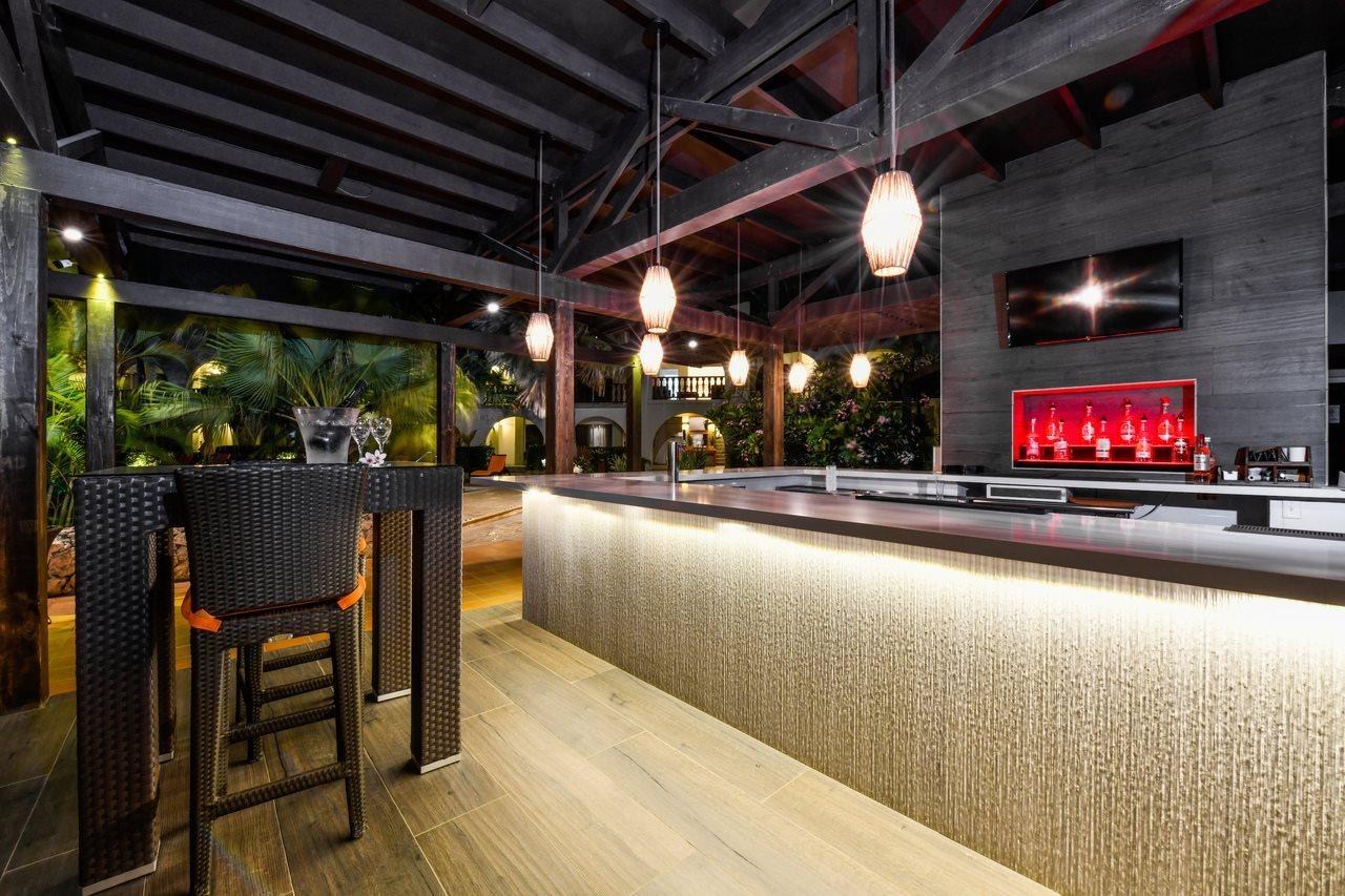 Talk Of The Town Beach Hotel & Beach Club By Gh Hoteles オラニエスタッド エクステリア 写真