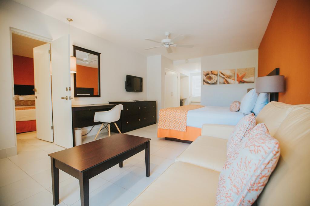 Talk Of The Town Beach Hotel & Beach Club By Gh Hoteles オラニエスタッド エクステリア 写真